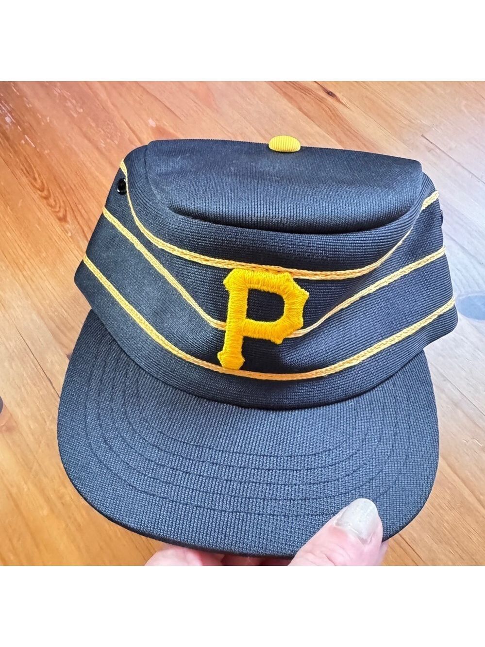 Vintage Pittsburgh pirates hat
